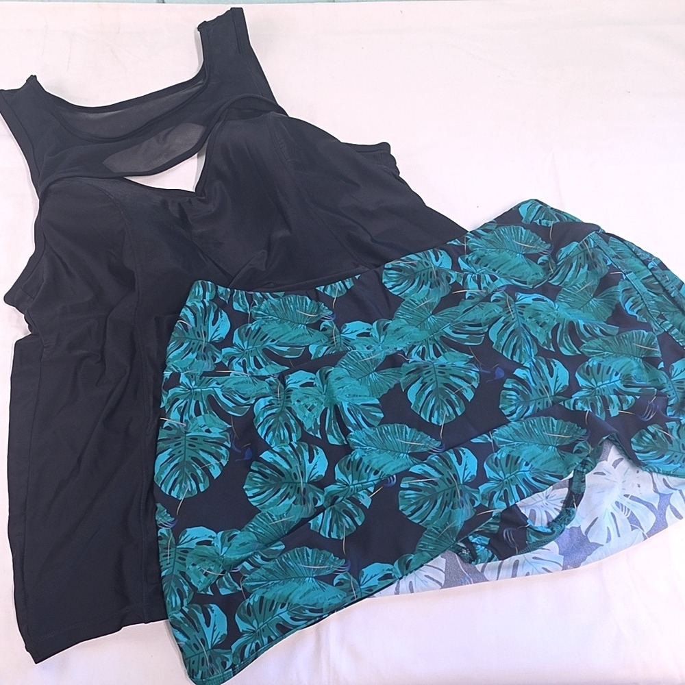 Livi Active Sports Tank Top Activewear Womens 16 XXL Black Teal Floral Skort